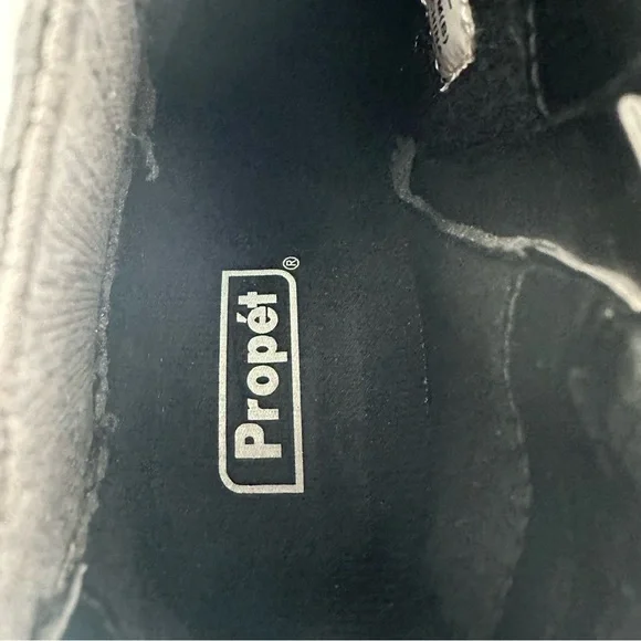 Propet suede woamans ankle booties - Picture 9 of 12